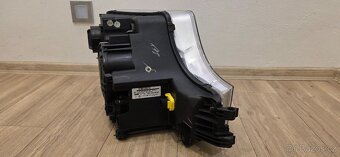 Levý origo světlomet Actros / Antos / Arocs - 16