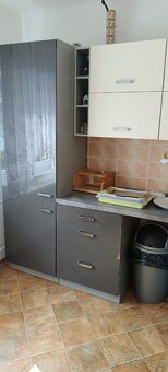 Prodej dvougeneračního řadového rodinného domu - 16