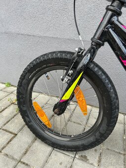 Dětské kolo Specialized - 16