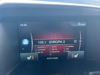 Volvo XC60 D4 AWD MOMENTUM Aut. - 16