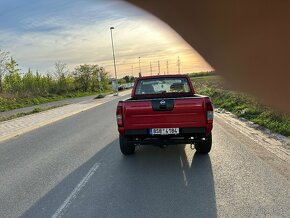 Nissan Navara 2,7 TDi 92kw, ČR, nová STK - 16