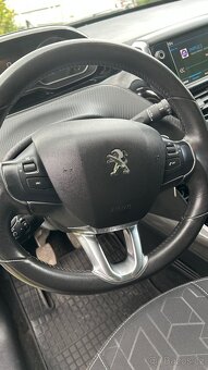 Peugeot 2008 - 16