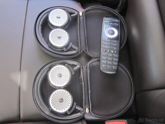 Mercedes-Benz GLS 500 4MATIC, 7 míst - 16
