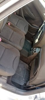 Prodám Peugeot 308 1,6 sw r.v.2008 - 16