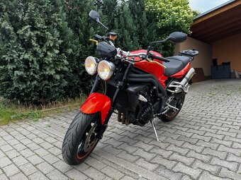 Triumph Speed Triple 1050 - 16