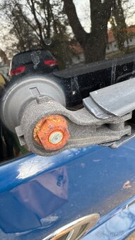 Touran s nakladačem - 16