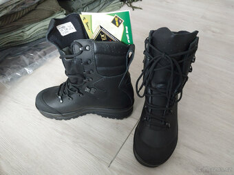 vojenské oblečení - 16