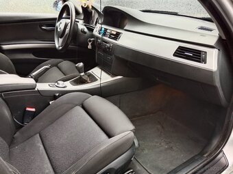 BMW 325i E90 manuál 160KW - 16