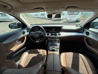 Mercedes-Benz Třídy E, 220 d 4MATIC AllTerrain - 16