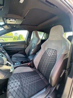 Volkswagen Golf 2.0 TDI R-Line DSG,střešní okno,full výbava - 16