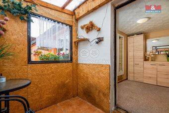 Prodej rodinného domu, 174 m², Neratovice, ul. Hlavní - 16
