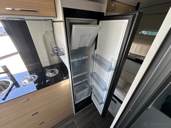 Zapůjčení obytného vozu KM DEXTER 581 ,4 osoby, NEOMEZENÉ KM - 16