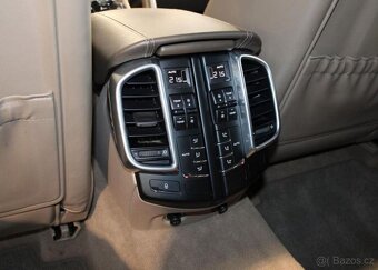 Porsche Cayenne V8 GTS BOSE / SportChrono / Fu benzín - 16