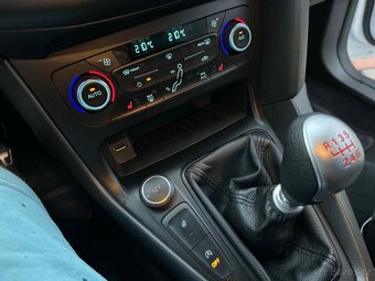 Ford Focus 1.5 ST-Line - 16