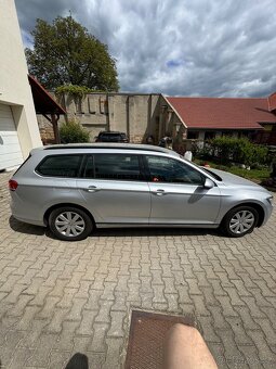Volkswagen Passat B8 Variant 2,0 TDI 4Motion - 16
