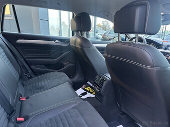 Volkswagen Passat 2022 - 16