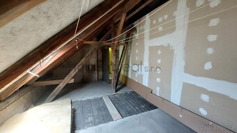 Exkluzivně cihl. OV 2+kk, id. 1/3 na RD, Slovinská, Brno - 16
