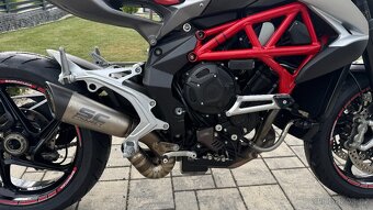 MV Agusta Brutale 800,nové pneu,mnoho doplňků,TOP STAV,ČR - 16