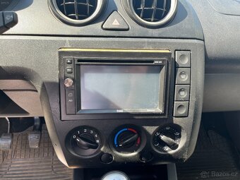 Ford Fiesta 1.4i 59KW, Tažné zařízení, Nová STK - 16