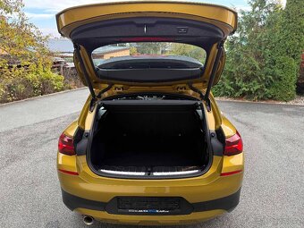 BMW X2 sDrive 1.8i ADVANTAGE PLUS 12/2020 Odpočet DPH - 16