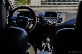 Ford Fiesta ST - 16