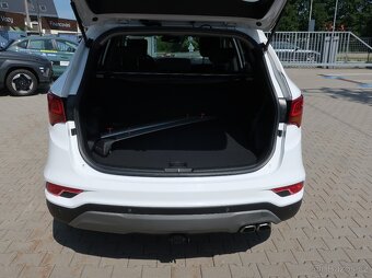 Hyundai Santa Fe 2.2CRDi 147kW 4x4 AUTOMAT 7MÍST TAŽNÉ 1MAJ - 16