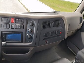 DAF LF 45.260 Euro 6 D - 11.990 Kg - 18 EP - Lůžko - Čelo - 16