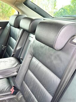 Škoda Octavia 2, 2.0 TDI PD DSG Elegance 103kW - 16