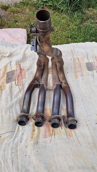 Prodám nahradní díly na Suzuki GSX-R 750 K7 - 16