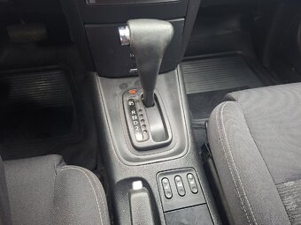 Nissan Primera 1.8i, automat - 16