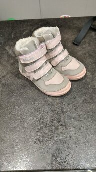 Boty po dětech - 16