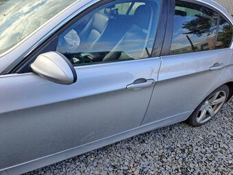 E90 e91. Napravnice ramena napravy brzdice TLUMIČE tehlice - 16