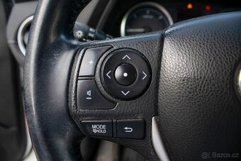 Toyota Auris 2.0 l D-4D DPF Active - 16