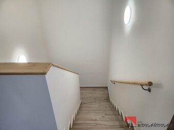 Dům 5+kk/terasy, garáž, zahrada, 520m2 - 16