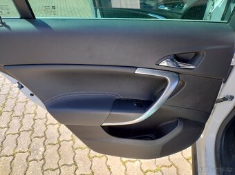 Opel Insignia Combi 2,0CDTI 125kW AUTOMAT XENONY - 16