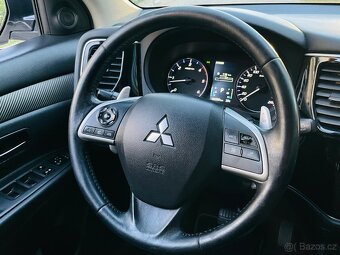 Mitsubishi Outlander 2.2D 4x4 AUT KAM VÝHŘEV TAŽNÉ SERVISKA - 16