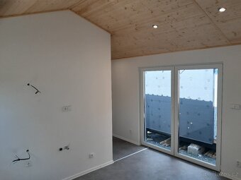 Jednomodul 15x4.5,...67.5 m ², 4+KK - 16