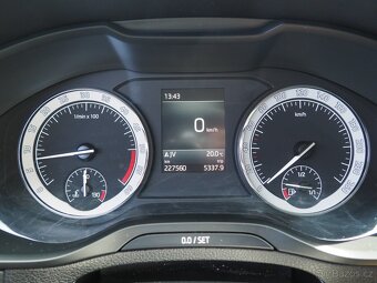 2018 Škoda Karoq 2.0 TDI 4x4 Style, Navigace - 16