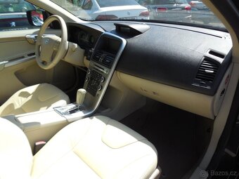 Prodám Volvo XC60, 2.4 D5 136kw 4x4 Automat Tažné - 16