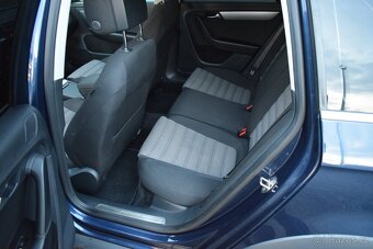Volkswagen Passat 2,0 TDi ALLTRACK,PR.SERVIS - 16