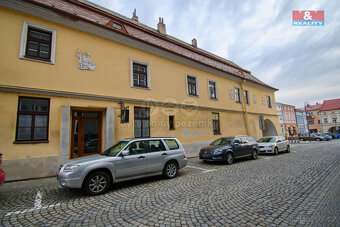 Pronájem bytu 3+1, 90 m², Valašské Meziříčí, ul. Náměstí - 16