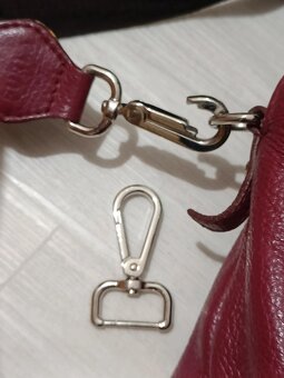 Kožená vínová kabelka Furla - 16