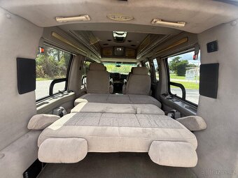 Chevrolet Express G1500 5.7 Vortec V8 - 16