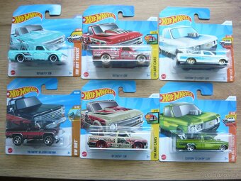 AUTÍČKA HOT WHEELS - 16