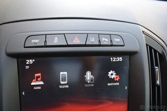 Opel Insignia 2.0CDTi 4X4/1MAJ/ČR/TOP VÝBAVA - 16