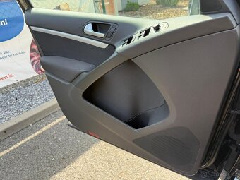 ►VW TIGUAN 2,0 TDI SPORT 4x4 - 110 KW, PARK. SENZORY, NAVI ◄ - 16