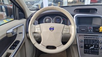 Volvo XC60 2,4D 120kW kůže - 16