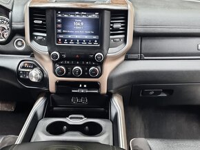 Dodge RAM rv 2020 5.7 Hemi 4x4 novy model LATARAMIE - 16