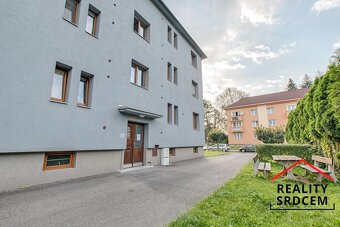 Pronájem zrekonstruovaného bytu 3+0 s balkónem, 55 m2, ul. V - 16