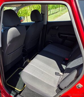 Kia Venga 1.4 16V 66KW/90PS R.V.01/2010 - 16